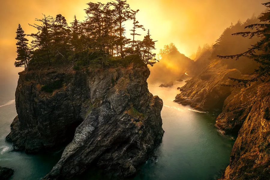 Oregon Coast Photography Workshop: Rugged coastline with sea stacks and scenic beaches.