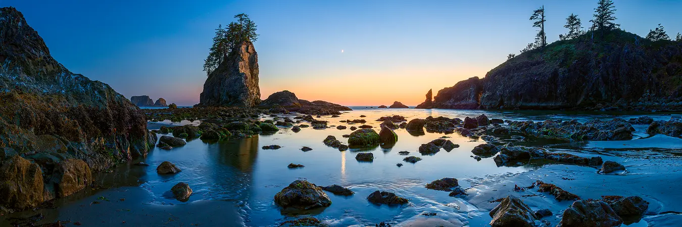 Second Beach sunset panorama with tidal pool, sea stacks, and colorful sky.