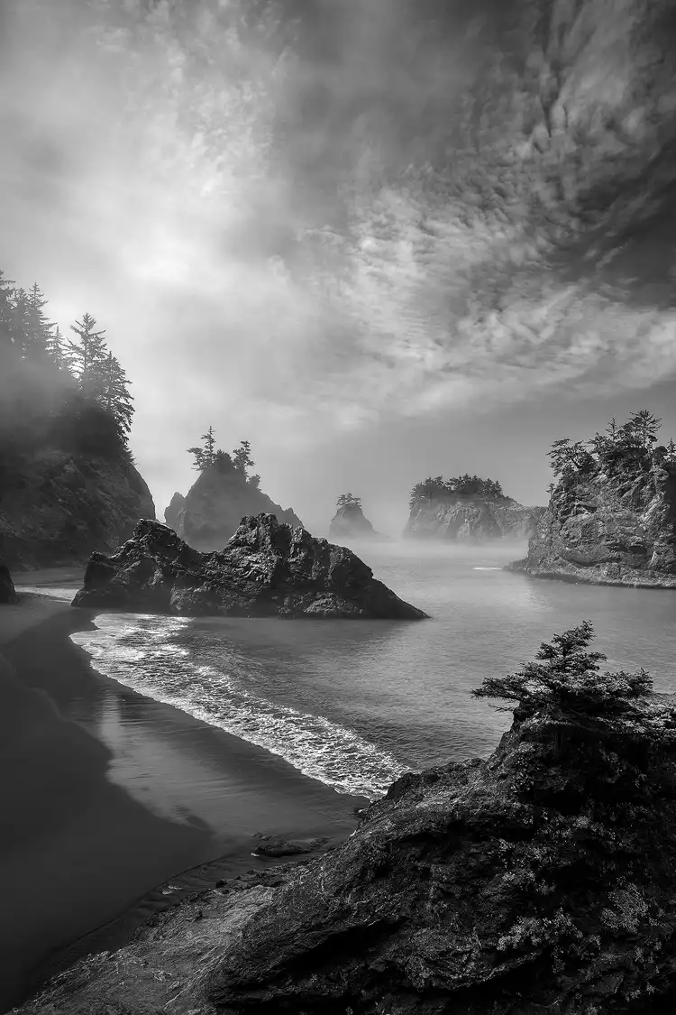 Sea stacks at Secret Beach, Samuel H. Boardman State Park, Oregon.
