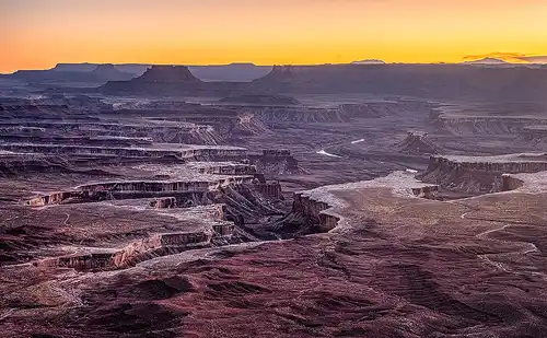 Sunset, Green River Overlook, White Rim, Canyonlands. Moab landscape. Photo by Rick Thompson.